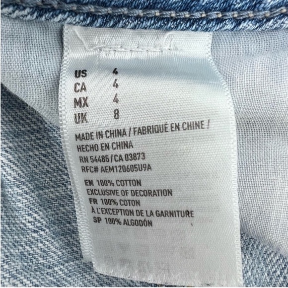 American Eagle Light Wash Distressed Hi Rise Festival Shorts size 4 - Picture 8 of 10